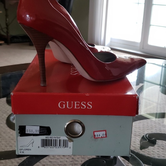 BLACK FRIDAY ONLY Guess heels - Picture 7 of 8